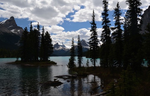 07-12 DSC 0557 Spirit Island Maligne Lake