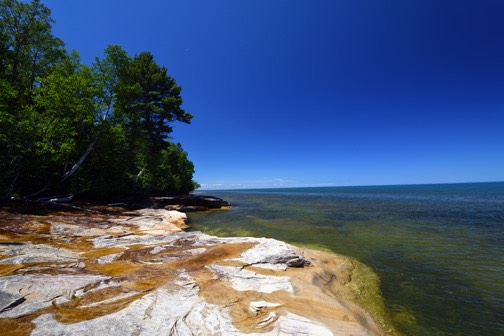 07-16_Shore with Moon Near Hurricane River_DSC_0353