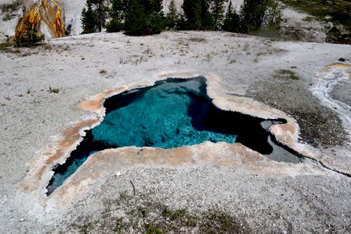 07-11 DSC 0316 Turquoise Pool