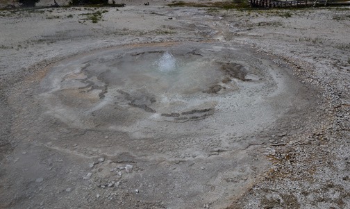 07-11 DSC 0332 Bubbler Geyser Hill