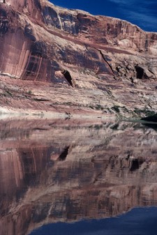 09-94 gr 30 Canyon Wall web