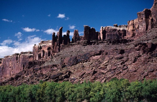 09-94 gr 37 The Old People Group 2 web