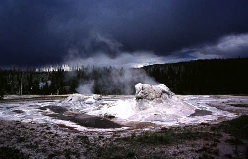 h 07-01 upper basin geyser